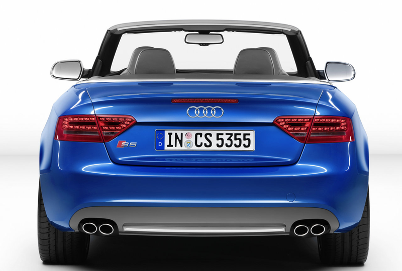 Illustration for article titled 2010 Audi A5 And S5 Convertibles Drop Their Tops